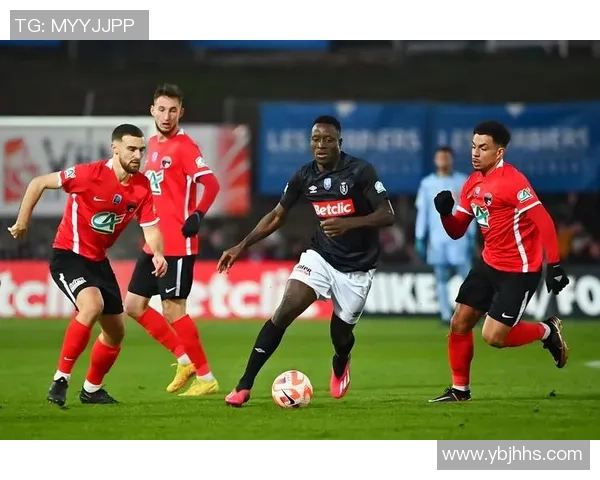 全球著名黑人足球明星及其在足球历史中的卓越贡献分析