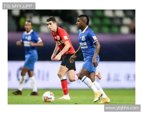 足球明星更衣室内的秘密与团队精神打造之道